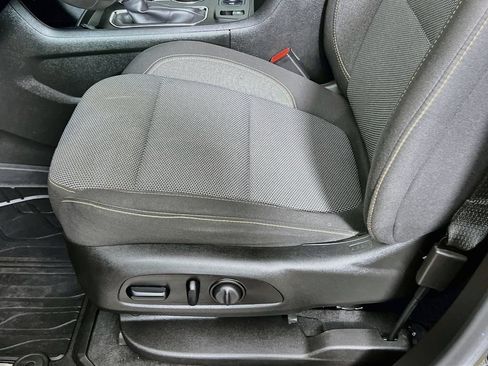Used 2021 Chevrolet Traverse LT w/ LPO, Floor Liner Package AWD/4WD image 23