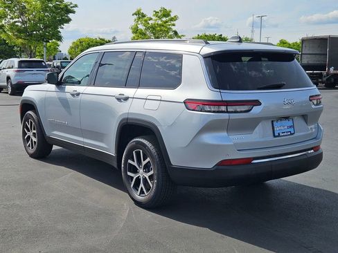 New 2025 Jeep Grand Cherokee L Limited w/ Trailer Tow Package AWD/4WD image 4