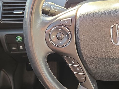 Used 2014 Honda Accord Touring image 21