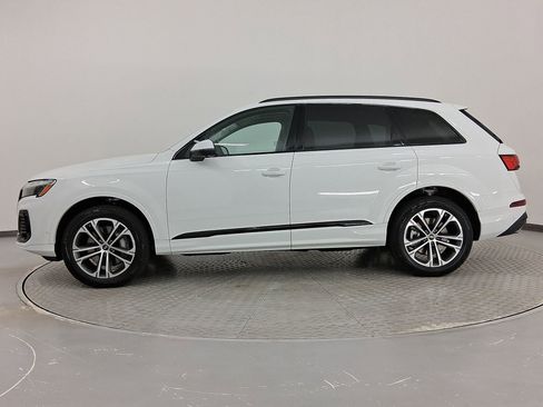 Used 2026 Audi Q7 3.0T Premium w/ Convenience Plus Package AWD/4WD image 2