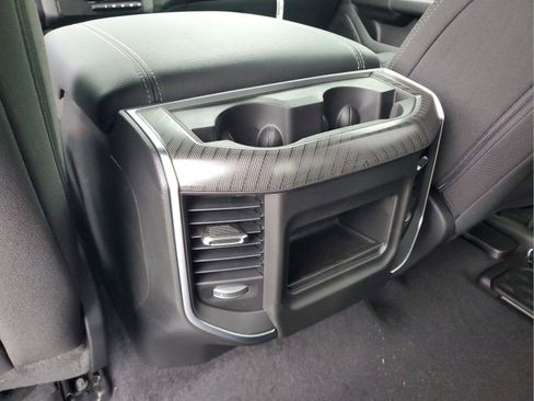 New 2026 RAM 1500 Express AWD/4WD image 15