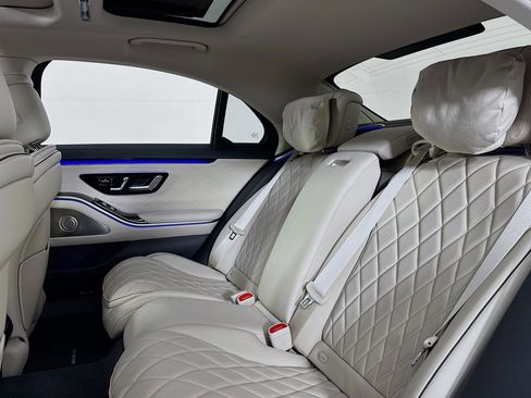 Certified 2024 Mercedes-Benz S 580 4MATIC Sedan image 8