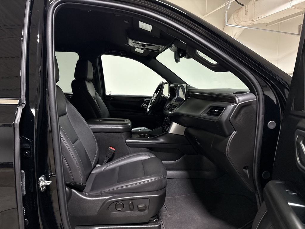Used 2024 Chevrolet Tahoe LT AWD/4WD image 22