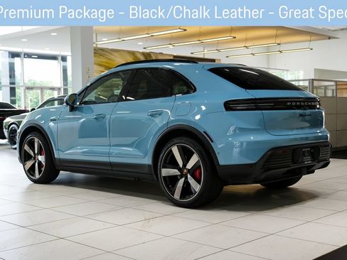 Used 2025 Porsche Macan 4S Electric AWD/4WD image 7