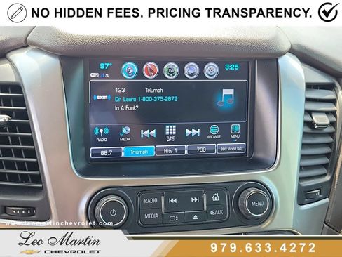 Used 2017 Chevrolet Suburban Premier RWD image 28