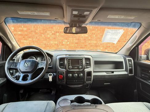 Used 2015 RAM 1500 Express image 23