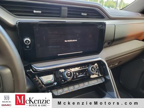 Used 2025 GMC Sierra 1500 Denali w/ Denali Reserve Package AWD/4WD image 15