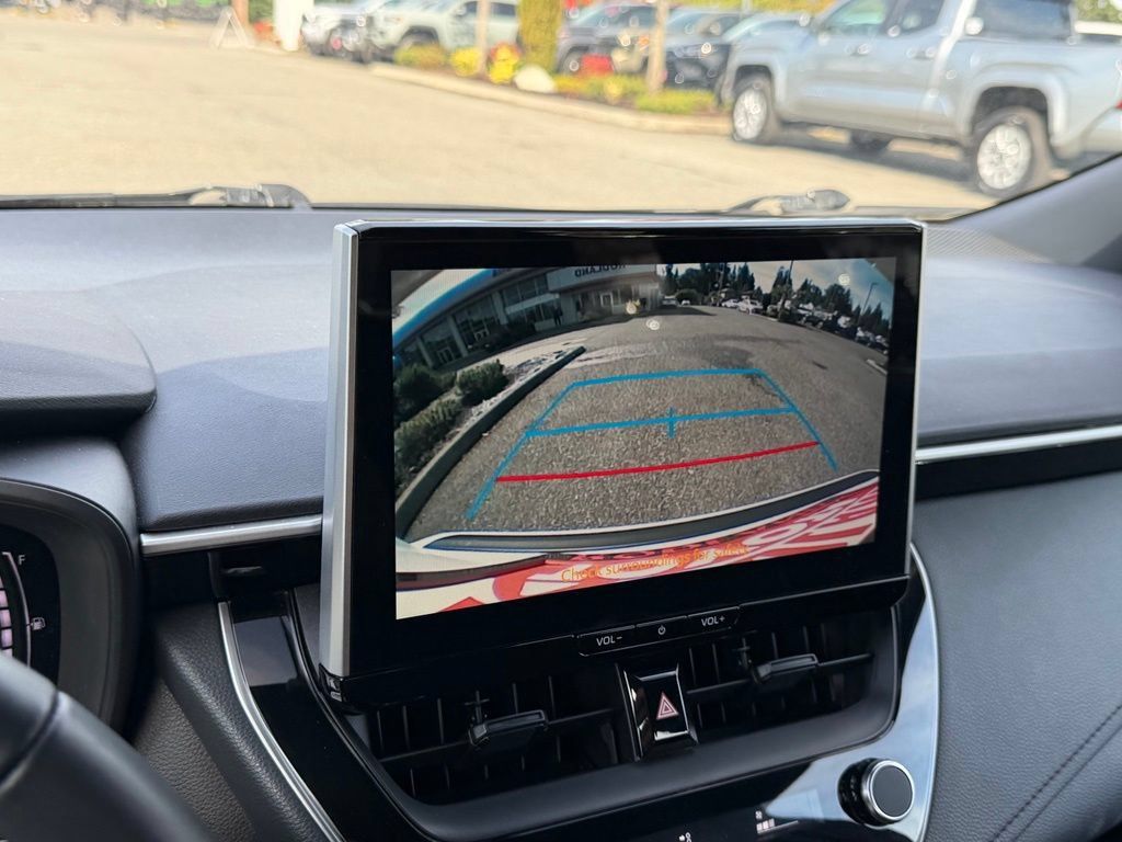 Certified 2025 Toyota Corolla SE w/ SE Premium Package FWD image 25