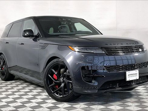 Used 2025 Land Rover Range Rover Sport Dynamic SE AWD/4WD image 12