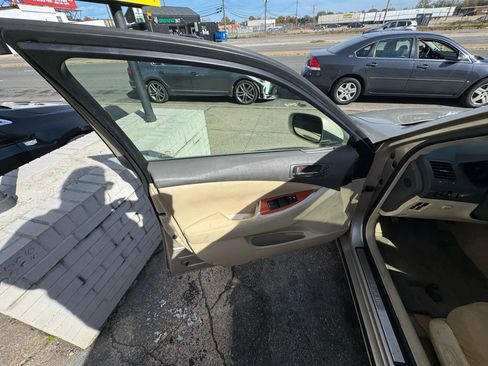 Used 2010 Lexus ES 350 image 12