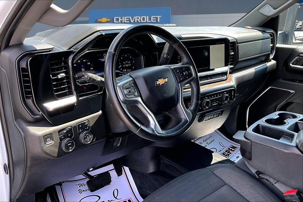 Used 2024 Chevrolet Silverado 2500 LT w/ Convenience Package AWD/4WD image 19