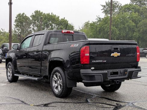 Used 2018 Chevrolet Colorado Z71 AWD/4WD image 4