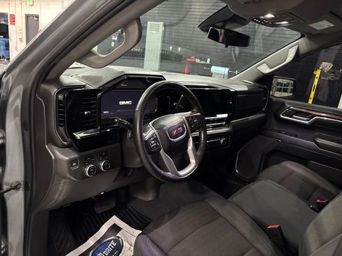 Used 2024 GMC Sierra 1500 Elevation AWD/4WD image 11