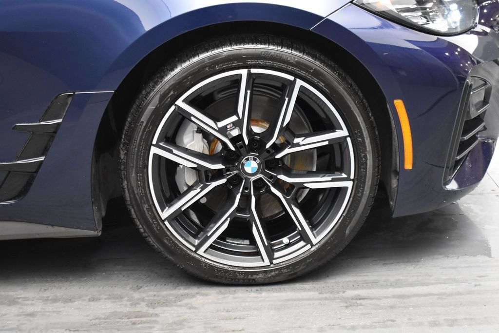Used 2023 BMW 430i Gran Coupe xDrive w/ M Sport Package AWD/4WD image 5