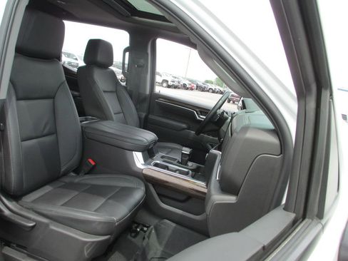 Used 2025 GMC Sierra 1500 Elevation w/ Elevation Premium Package AWD/4WD image 24
