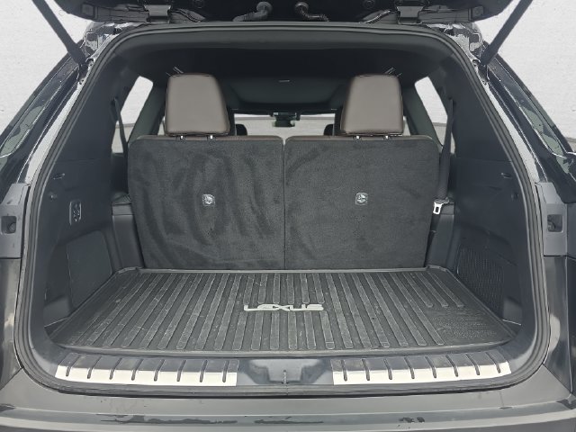 Used 2025 Lexus TX 350 AWD w/ Technology Package image 13