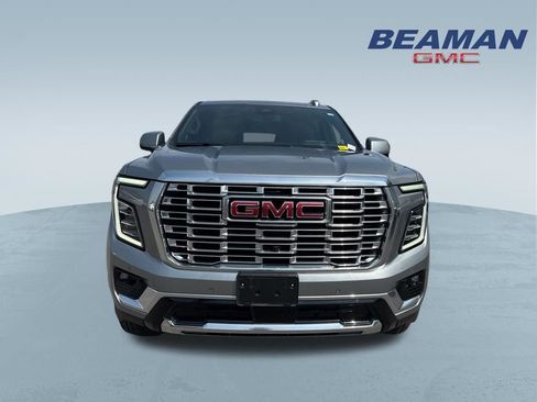 Used 2025 GMC Yukon XL Denali image 2