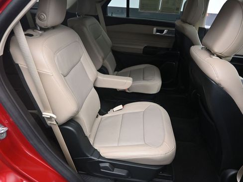 Used 2020 Ford Explorer Limited image 27