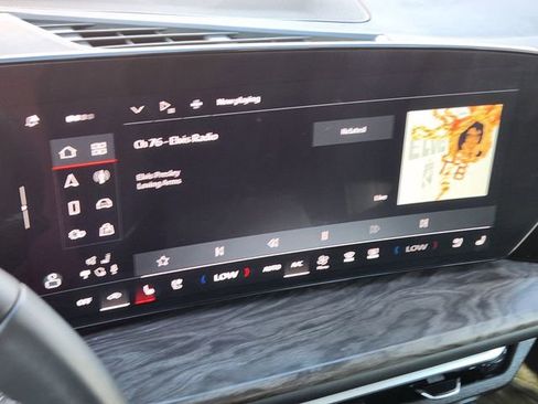 Used 2025 Audi Q5 2.0T Premium w/ Premium Plus image 16