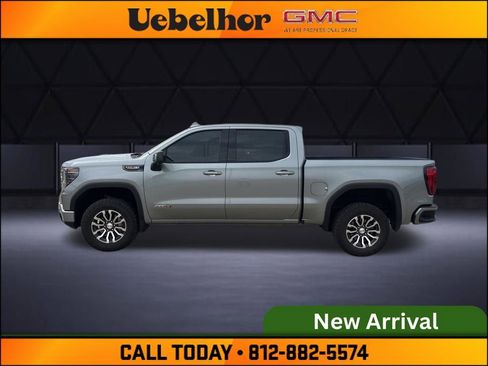 Used 2023 GMC Sierra 1500 AT4 w/ AT4 Premium Package AWD/4WD image 10