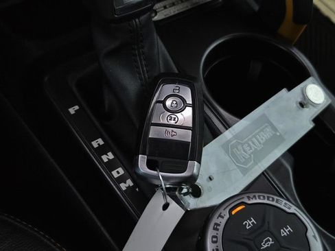 Used 2022 Ford Bronco Outer Banks AWD/4WD image 29