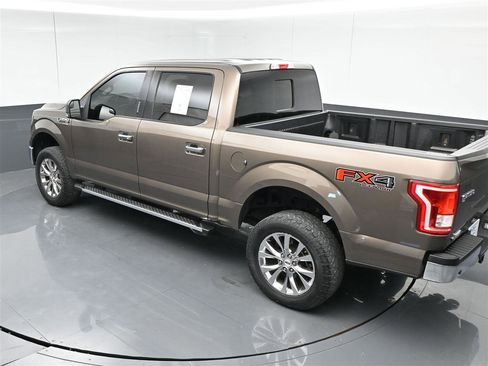 Used 2016 Ford F150 XLT w/ Equipment Group 302A Luxury AWD/4WD image 26