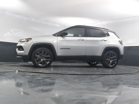 New 2026 Jeep Compass Limited w/ Sun, Sound & Navigation Group image 43