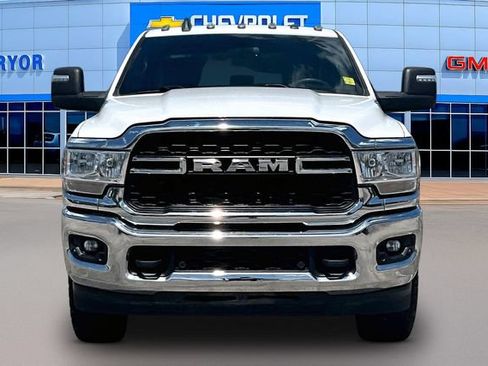 Used 2024 RAM 2500 Tradesman w/ Chrome Appearance Group AWD/4WD image 2