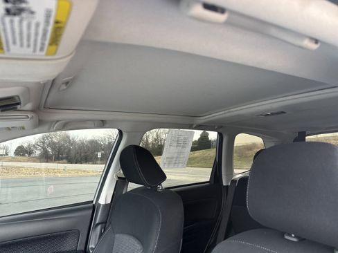 Used 2017 Subaru Forester 2.5i Premium image 6