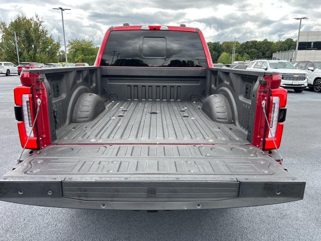 Used 2024 Ford F250 Limited w/ FX4 Off-Road Package AWD/4WD image 9