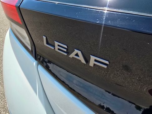 Used 2023 Nissan Leaf S FWD image 10