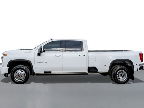 Used 2022 Chevrolet Silverado 3500 High Country image 9