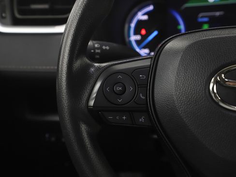 Used 2024 Toyota RAV4 LE image 27