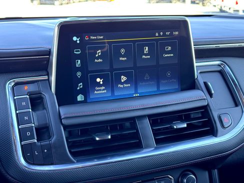 Used 2024 Chevrolet Suburban RST image 30