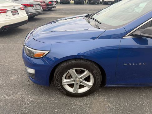 Used 2023 Chevrolet Malibu LS FWD image 10