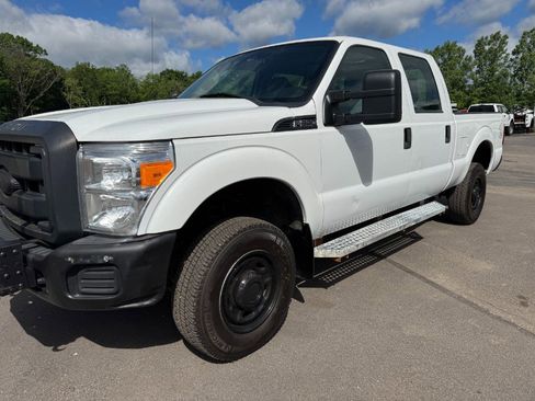 Used 2016 Ford F250 XL w/ Snow Plow Prep Package AWD/4WD image 9