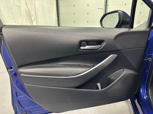 Used 2021 Toyota Corolla SE w/ SE Premium Package FWD image 8