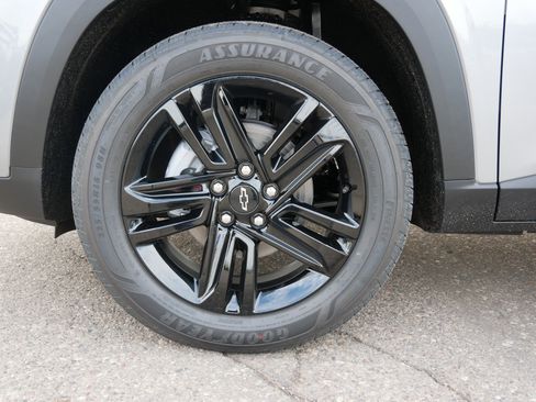 New 2026 Chevrolet Trax ACTIV w/ Driver Confidence Package FWD image 3