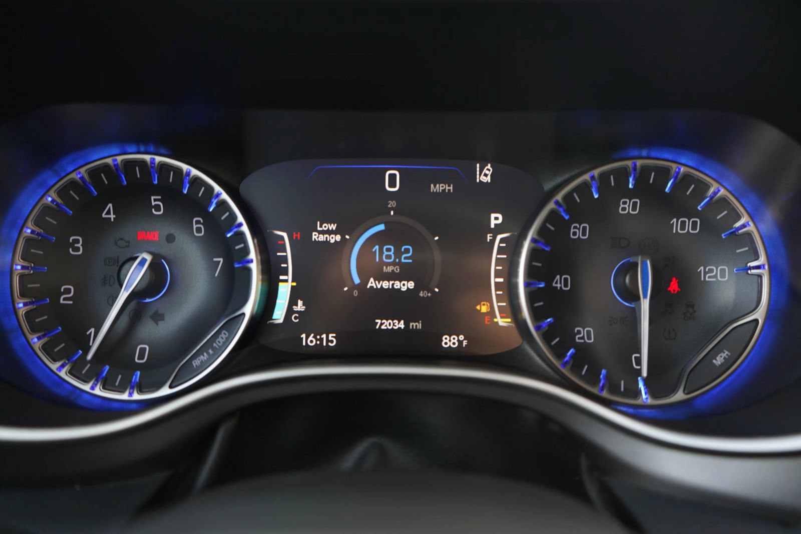Used 2022 Chrysler Pacifica Touring-L FWD image 8