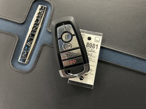 New 2026 Ford F250 Platinum AWD/4WD image 29