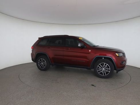 Used 2017 Jeep Grand Cherokee Trailhawk w/ Trailhawk Luxury Group AWD/4WD image 25