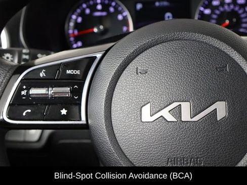 Used 2023 Kia Forte LXS w/ LXS Technology Package FWD image 8