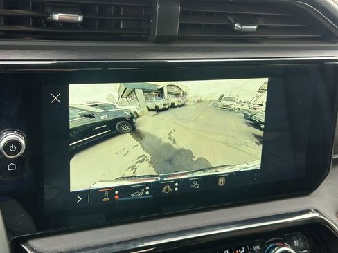 Used 2024 GMC Sierra 1500 AT4 w/ Technology Package image 36