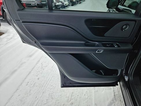 Used 2022 Lincoln Aviator Reserve image 15