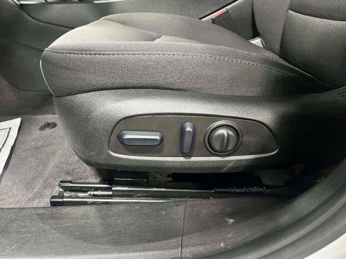 Used 2024 Chevrolet Malibu LT image 20