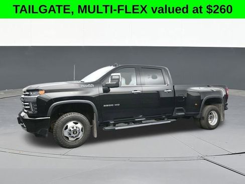 Used 2022 Chevrolet Silverado 3500 High Country w/ Snow Plow Prep/Camper Package image 7