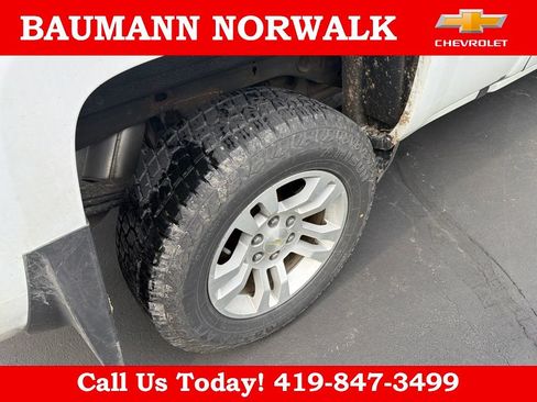 Used 2018 Chevrolet Silverado 1500 LT w/ All Star Edition AWD/4WD image 8