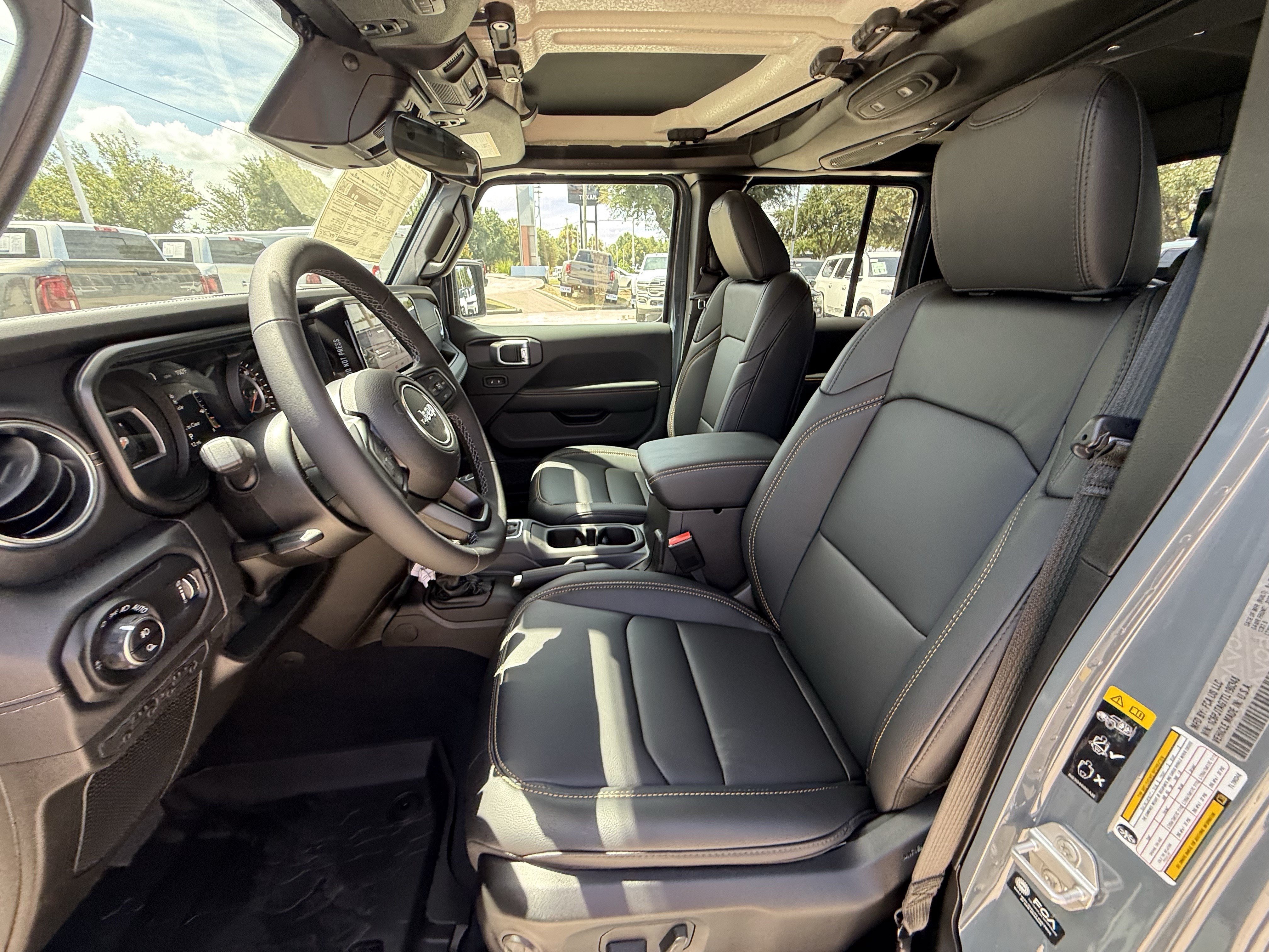 New 2026 Jeep Gladiator Mojave AWD/4WD image 17