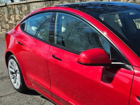 Used 2023 Tesla Model 3 Standard Range image 19