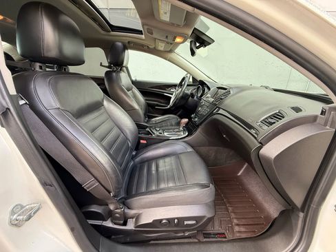 Used 2013 Buick Regal GS image 10